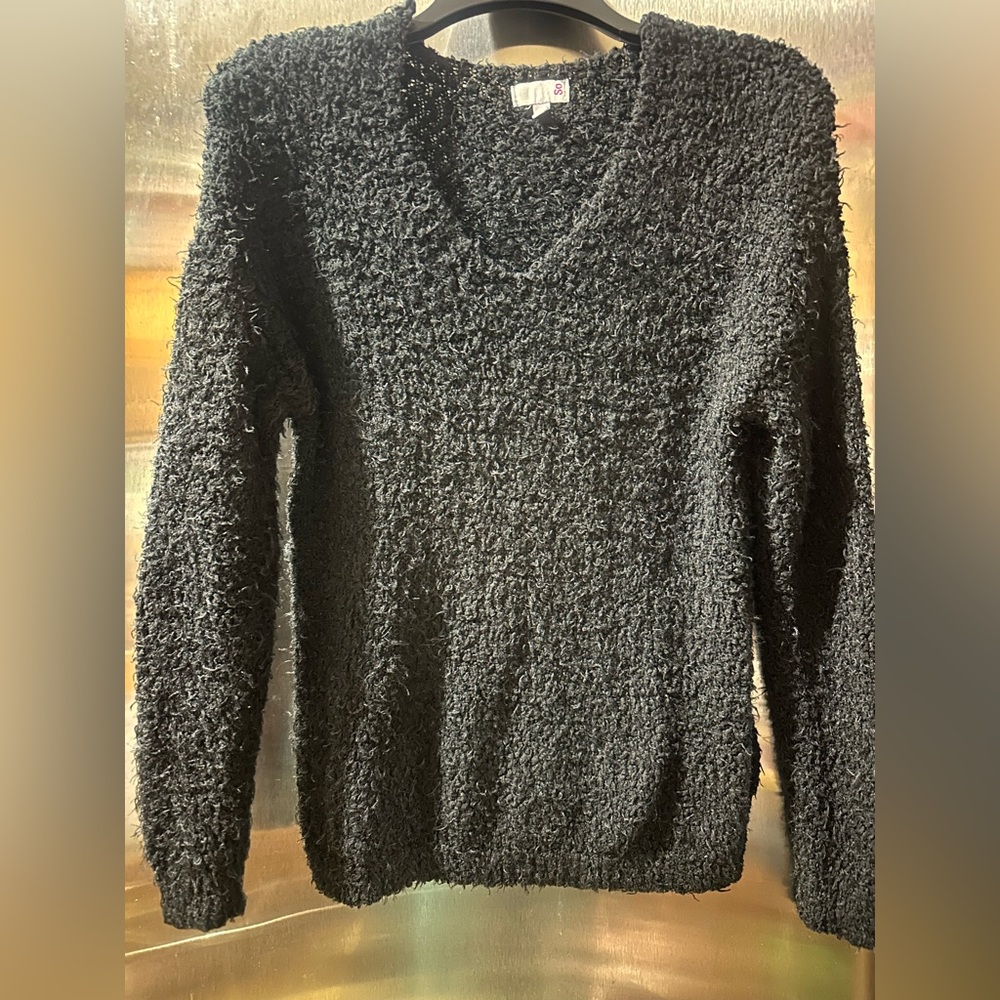 SO✨🖤🩶Black Textured Women's Sweater